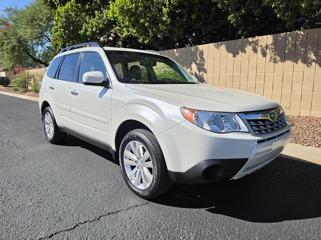 Used 2012 Subaru Forester 2.5X Premium w/ Popular Pkg 2 AWD/4WD image 1