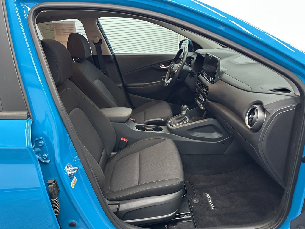 Used 2023 Hyundai Kona SEL w/ Convenience Package image 14