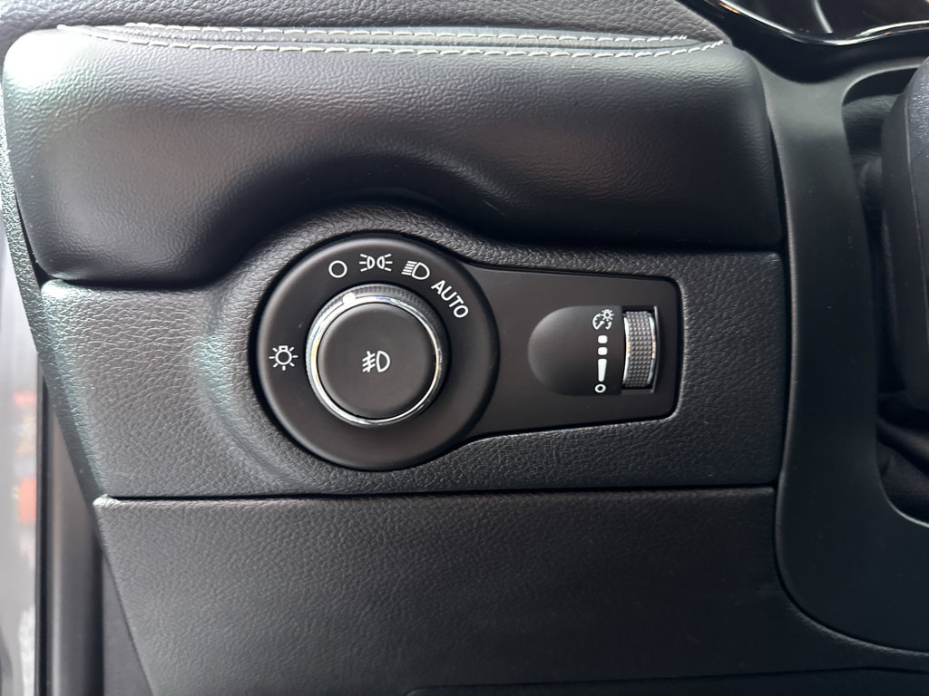 Used 2021 Dodge Durango SRT w/ Black Package image 25