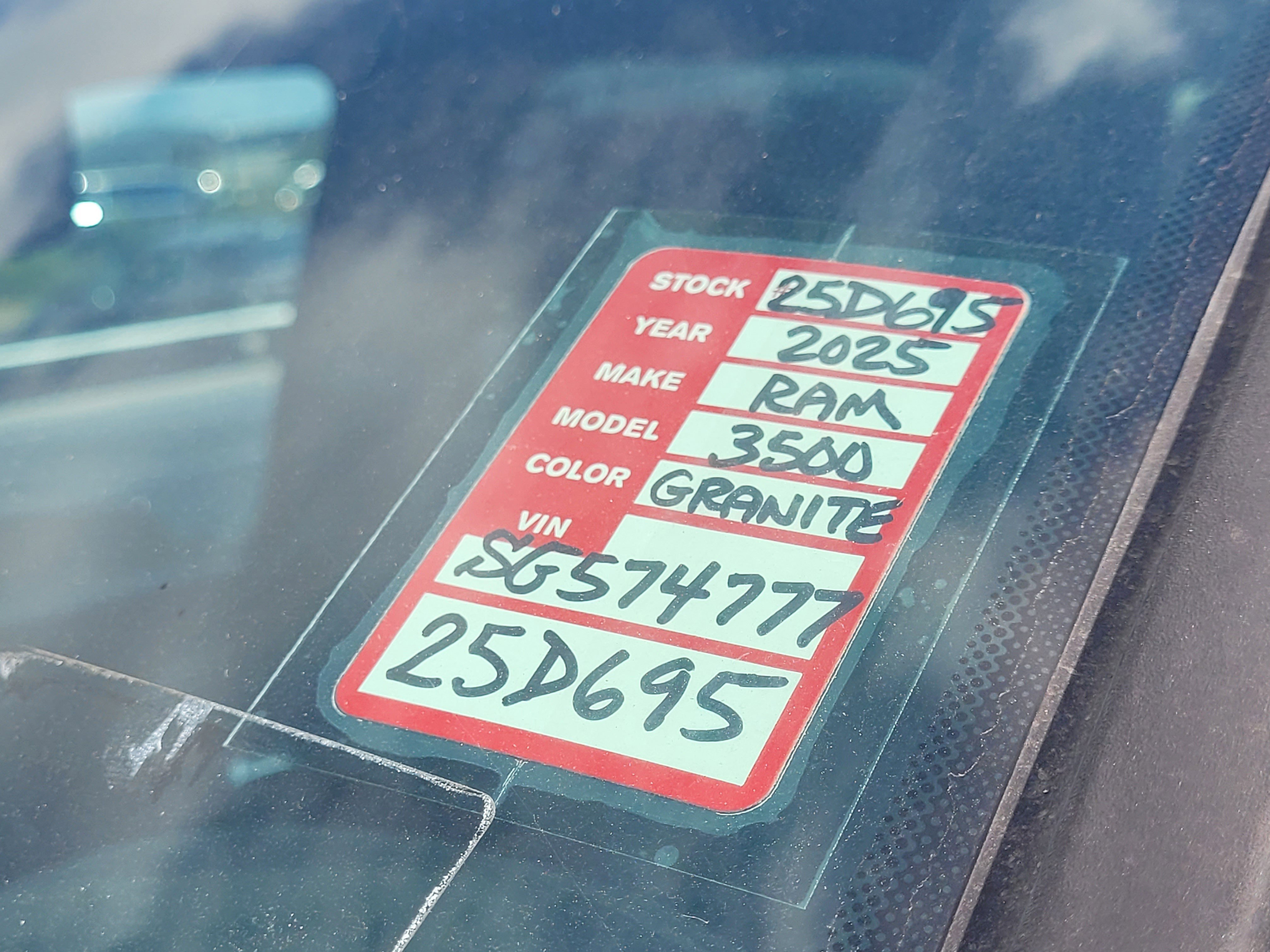 New 2025 RAM 3500 Limited image 20