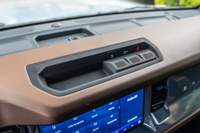 Used 2023 Ford Bronco Outer Banks image 49