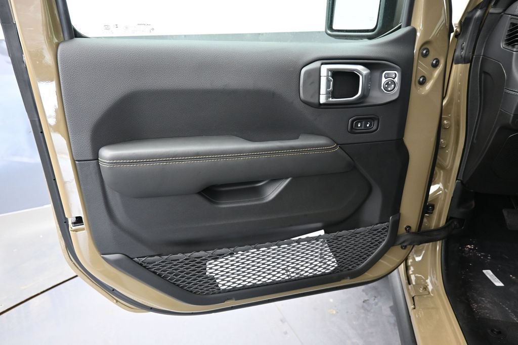 New 2026 Jeep Gladiator Willys AWD/4WD image 12