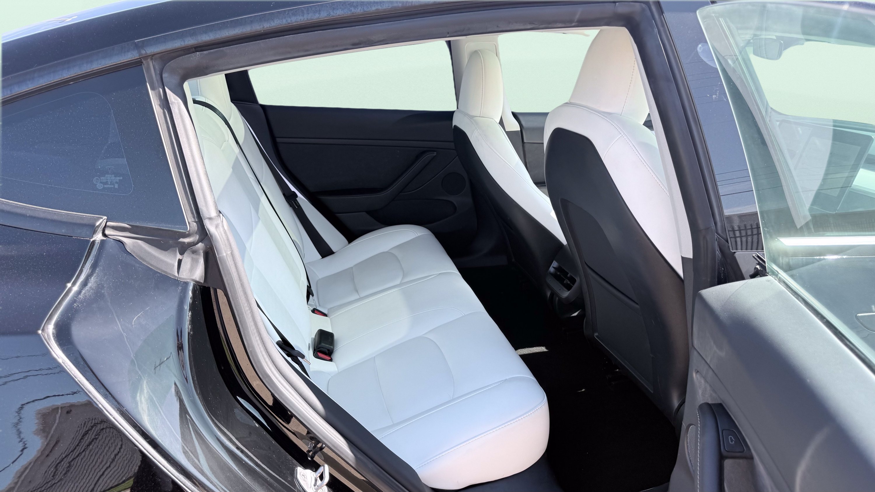 Used 2023 Tesla Model 3 Standard Range RWD image 31