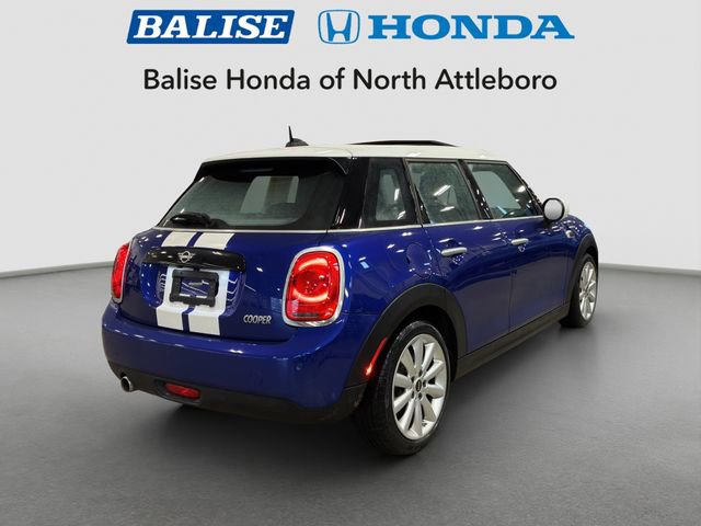 Used 2020 MINI Cooper 4-Door Hardtop image 5