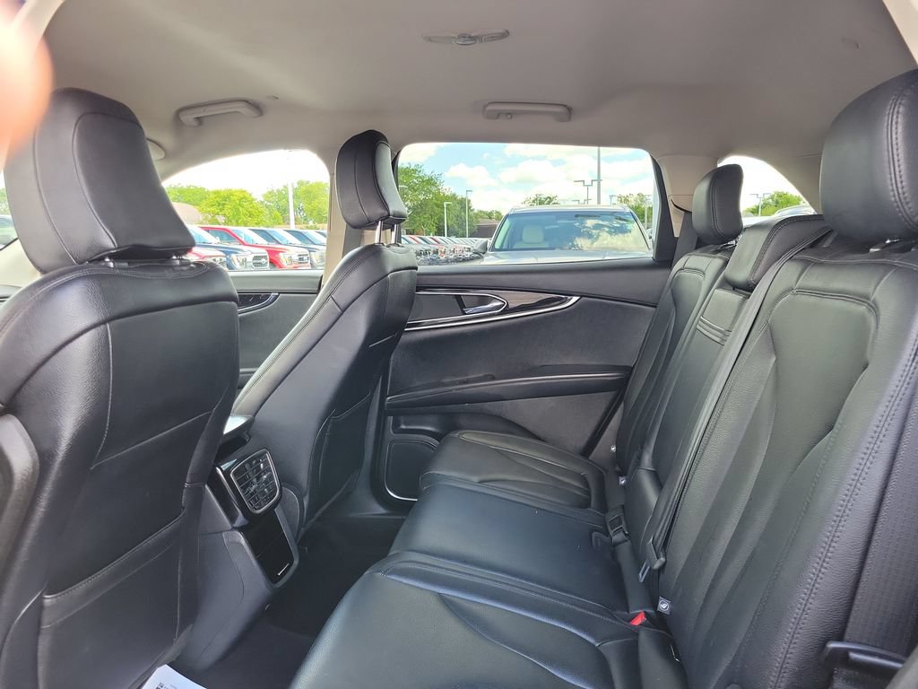 Certified 2023 Lincoln Nautilus FWD w/ Premium Package image 14