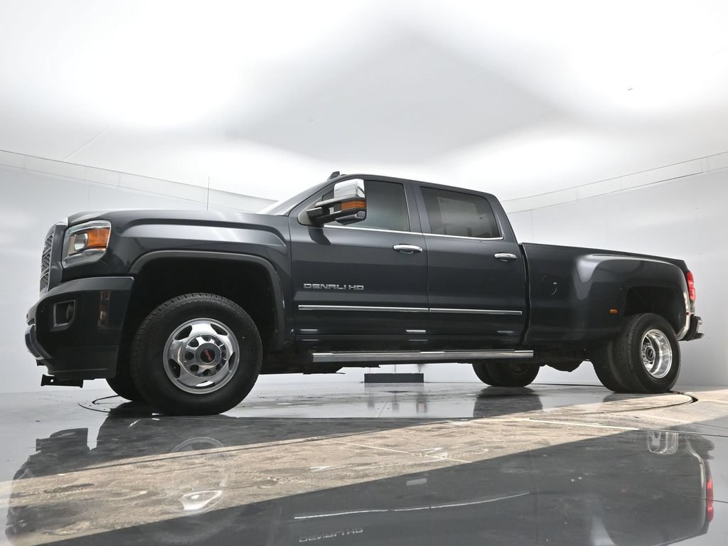 Used 2018 GMC Sierra 3500 Denali w/ Duramax Plus Package AWD/4WD image 45