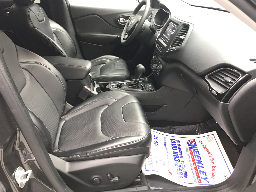 Used 2023 Jeep Cherokee Altitude Lux image 16