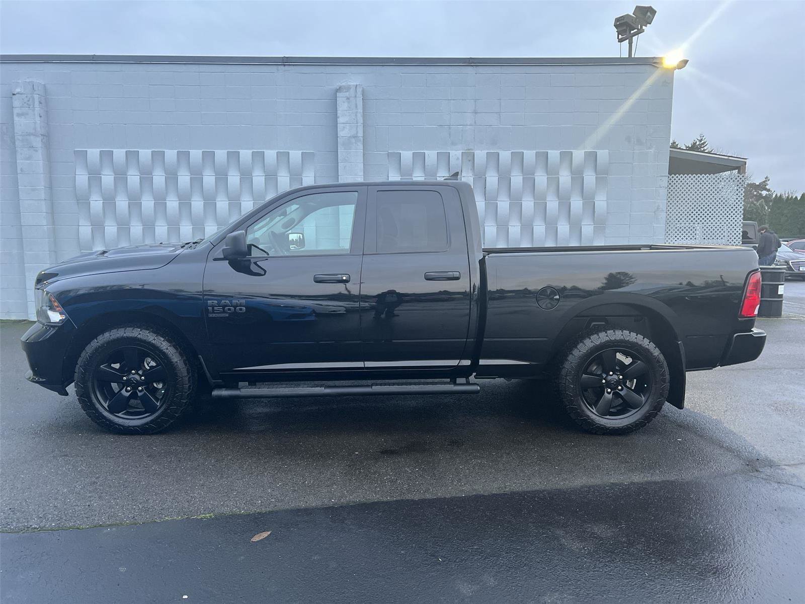 Used 2022 RAM 1500 Express w/ Wheel & Sound Group image 4