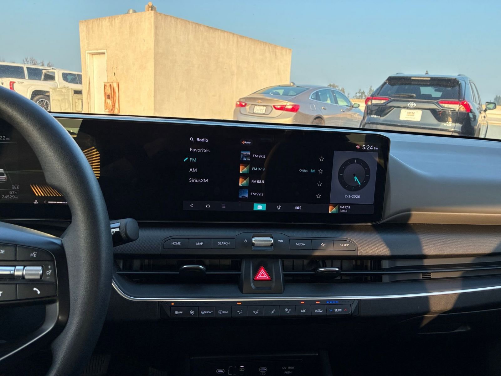 Used 2025 Kia K4 LXS image 17