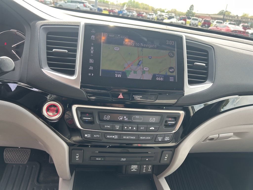 Used 2017 Honda Pilot Touring image 13