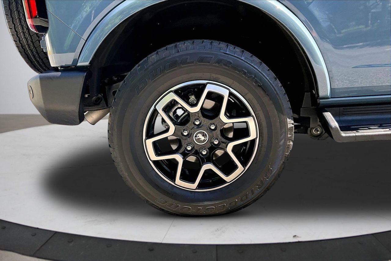 Used 2025 Ford Bronco Outer Banks AWD/4WD image 35