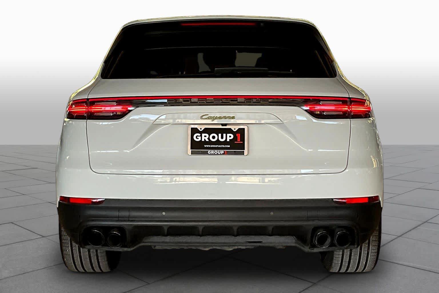 Used 2022 Porsche Cayenne E-Hybrid AWD/4WD image 9