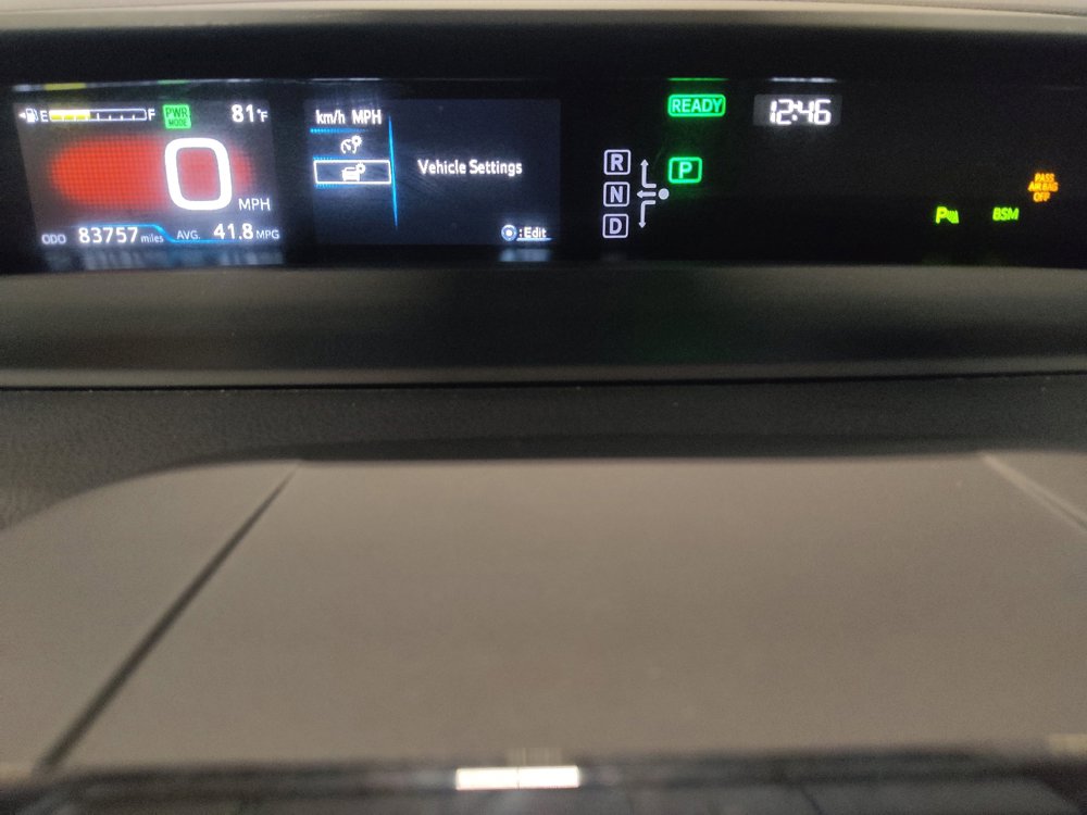 Used 2020 Toyota Prius Prime Limited FWD image 23