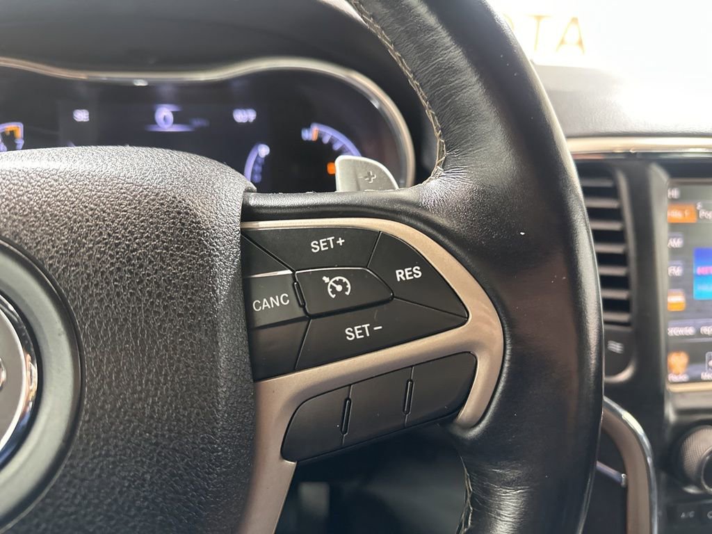 Used 2016 Jeep Grand Cherokee Limited image 25