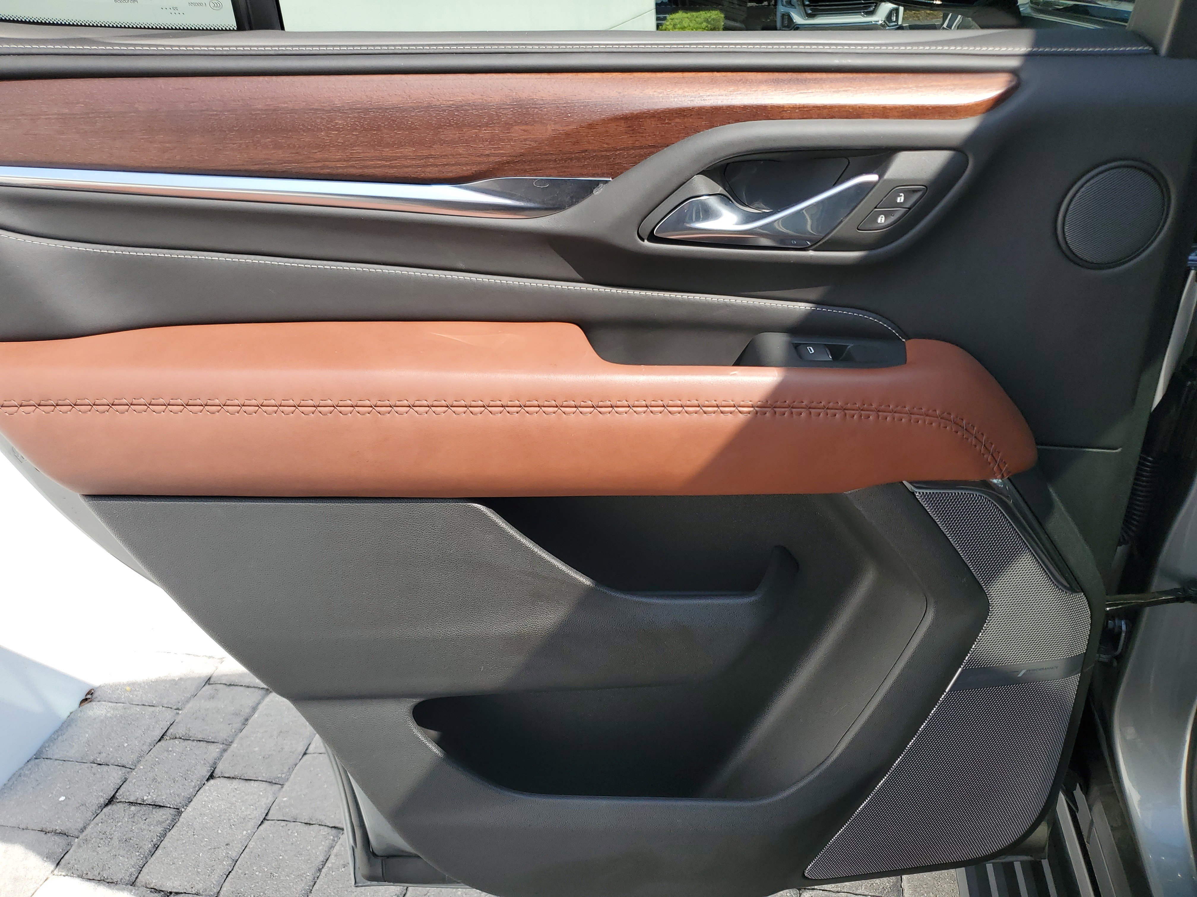 Certified 2023 GMC Yukon Denali Ultimate image 11