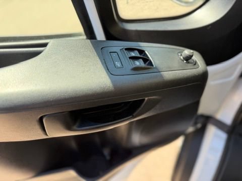 Used 2023 RAM ProMaster 2500 FWD image 18