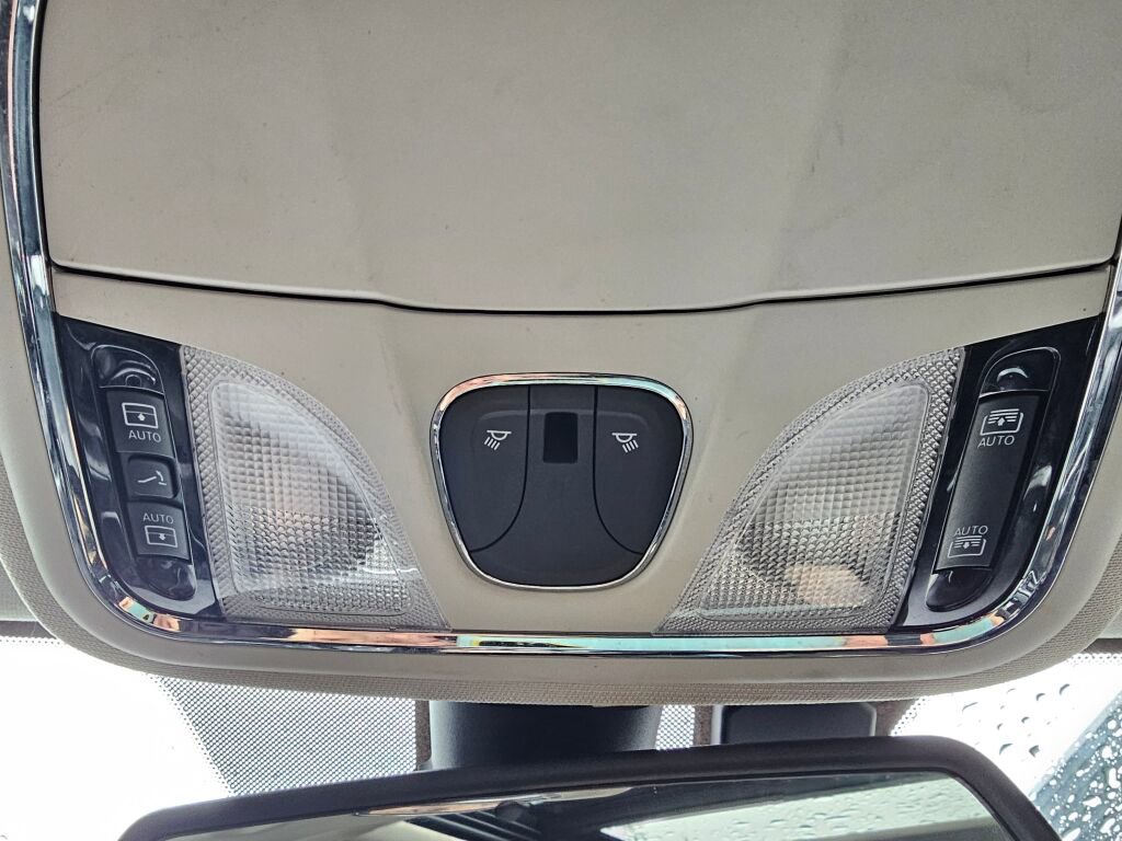 Used 2016 Jeep Cherokee Trailhawk w/ Leather Interior Group image 33