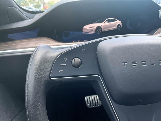 Used 2022 Tesla Model S AWD/4WD image 18
