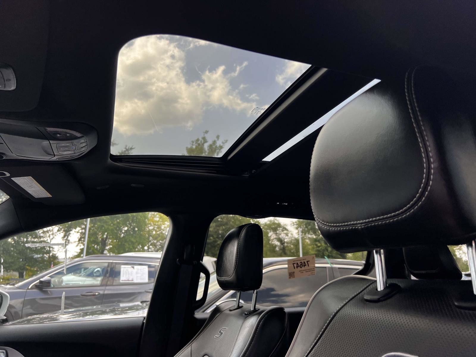 Used 2022 Chrysler Pacifica Limited w/ S Appearance Package image 24