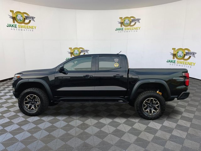 Used 2026 Chevrolet Colorado ZR2 w/ Technology Package AWD/4WD image 6