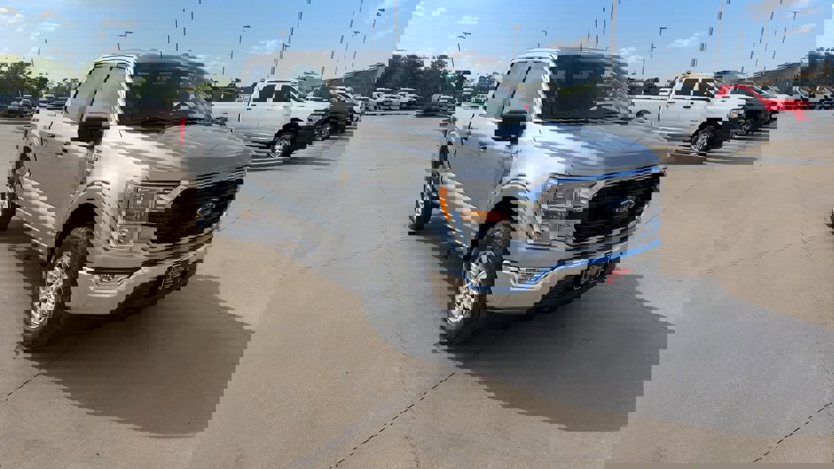 Used 2022 Ford F150 XLT image 3