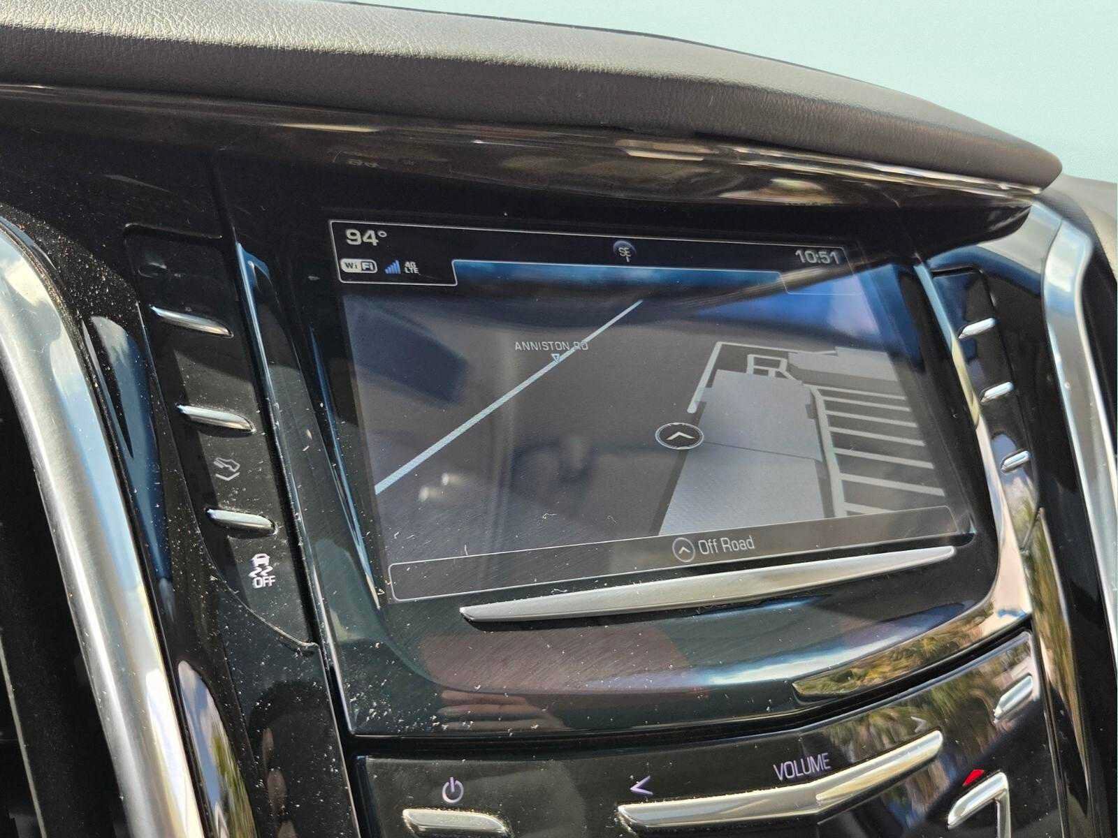 Used 2020 Cadillac Escalade Luxury AWD/4WD image 28