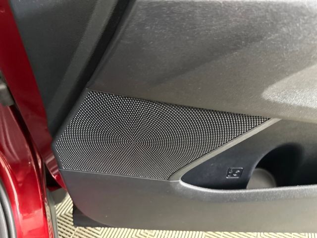 Used 2023 Kia Sorento LX image 29