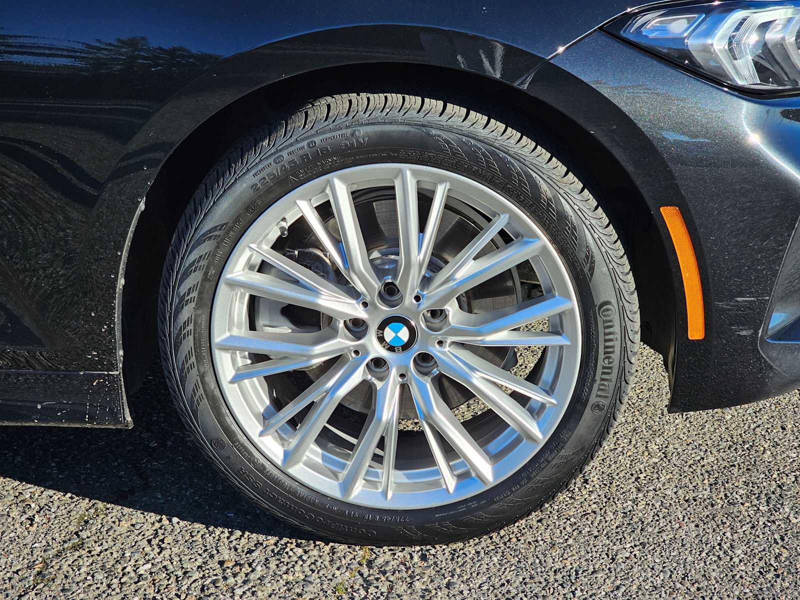 Used 2024 BMW 330i xDrive Sedan image 9