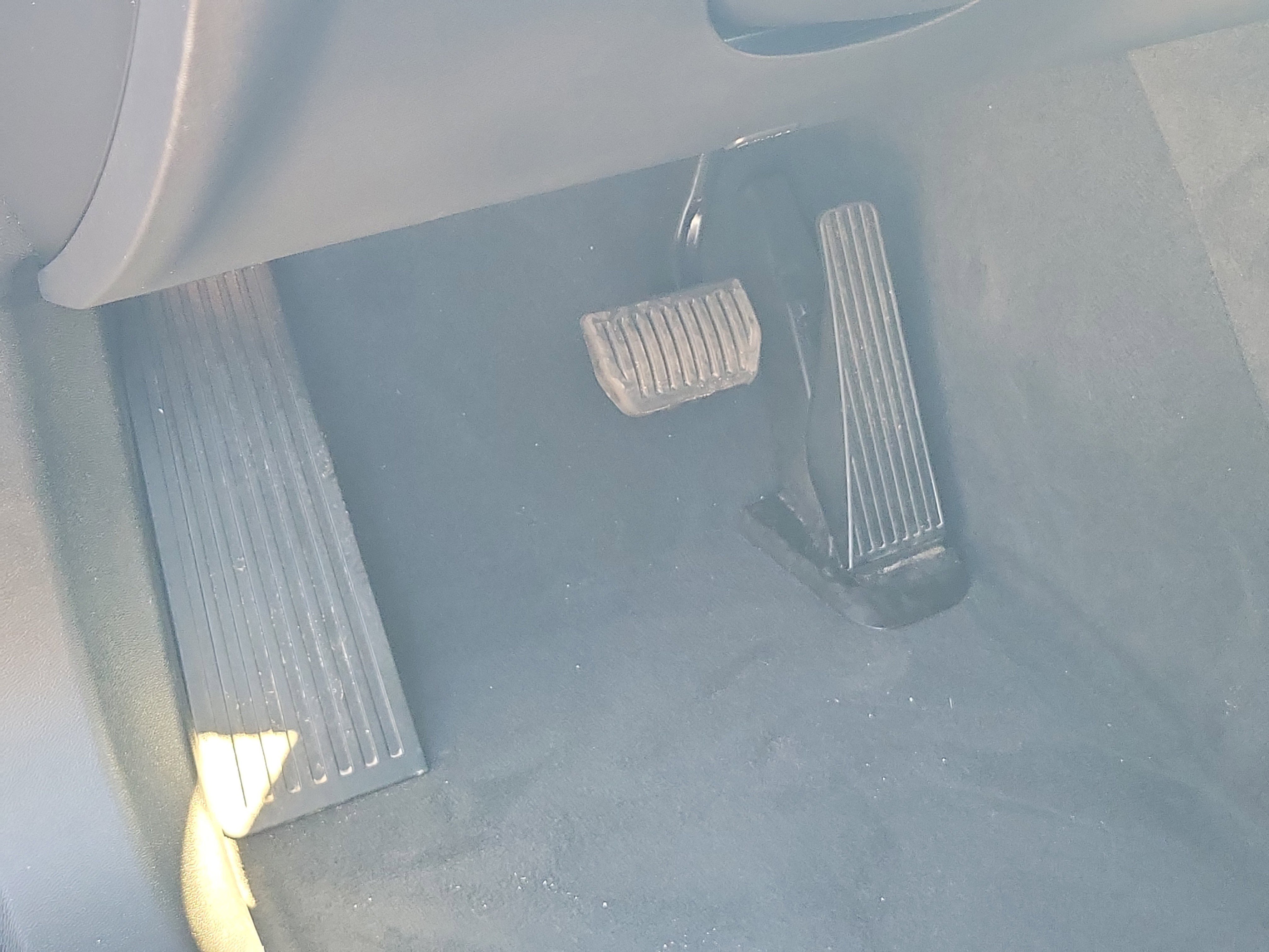 Used 2025 Volvo XC60 B5 Plus image 17