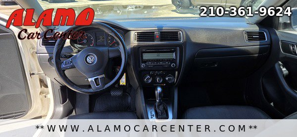 Used 2011 Volkswagen Jetta SE FWD image 31