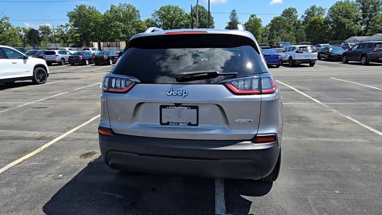 Used 2021 Jeep Cherokee Latitude Plus FWD image 8