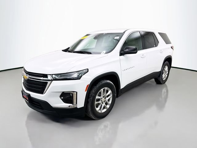 Used 2023 Chevrolet Traverse LS w/ LPO, Cargo Package image 4