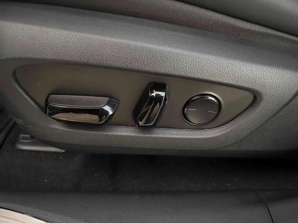 Used 2024 Lexus RX 500h F Sport w/ Convenience Package image 49