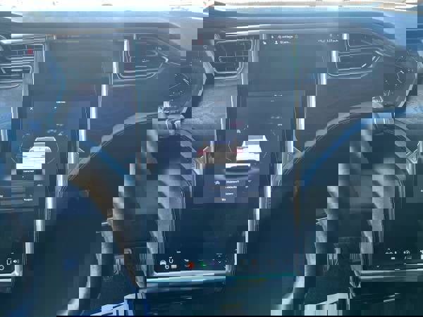 Used 2016 Tesla Model X 90D image 17