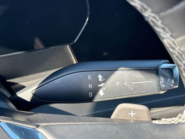 Used 2024 Chevrolet Traverse LT image 17