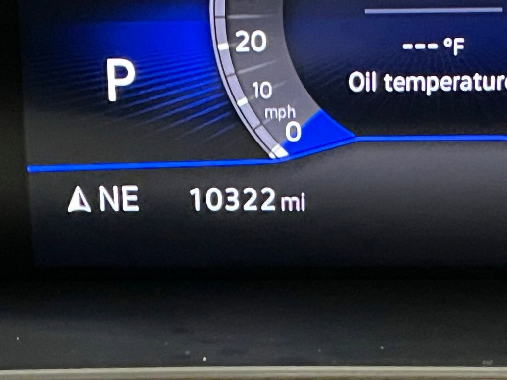 Used 2024 Volkswagen Tiguan SE w/ Panoramic Sunroof Package image 23