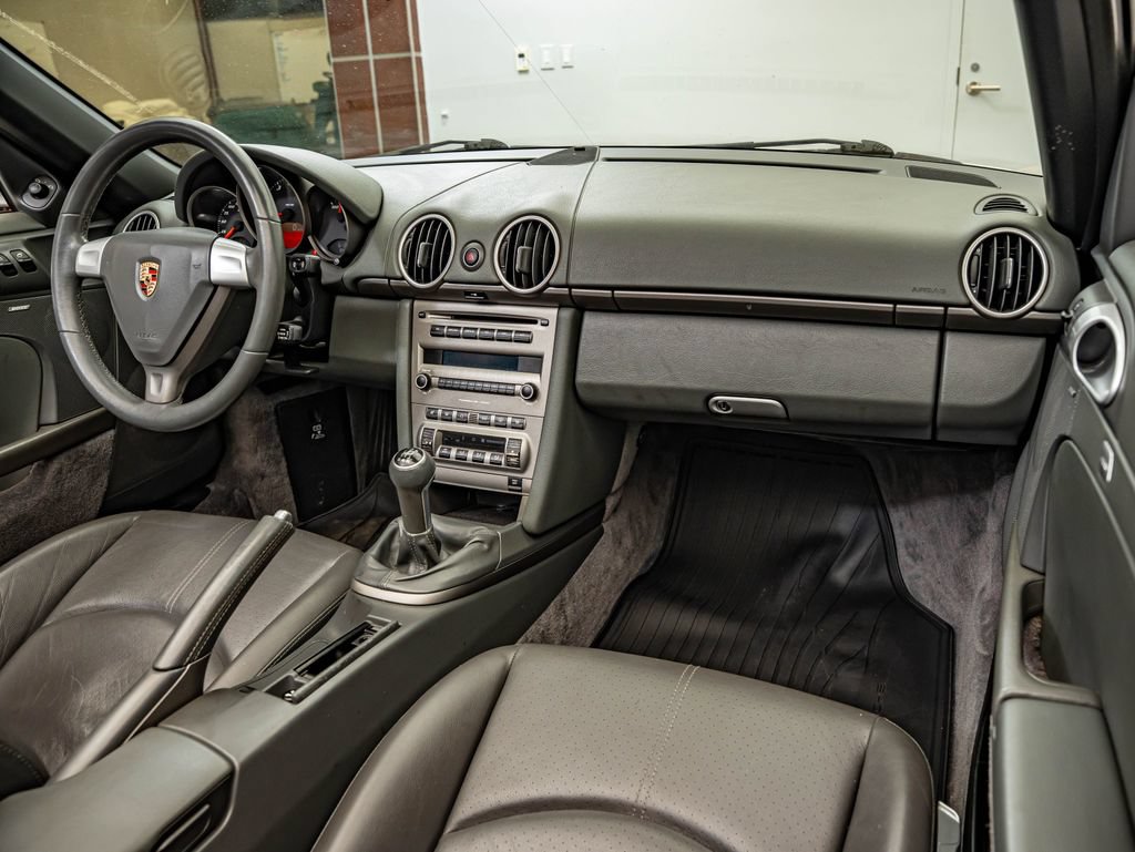 Used 2005 Porsche Boxster RWD image 35