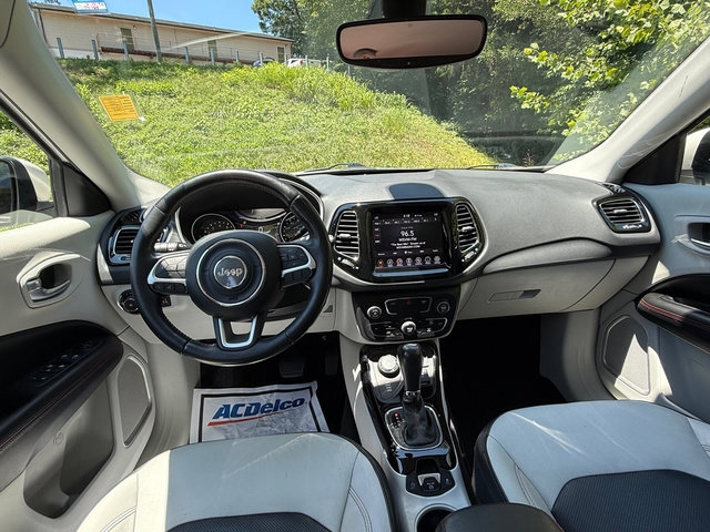 Used 2019 Jeep Compass Limited AWD/4WD image 10