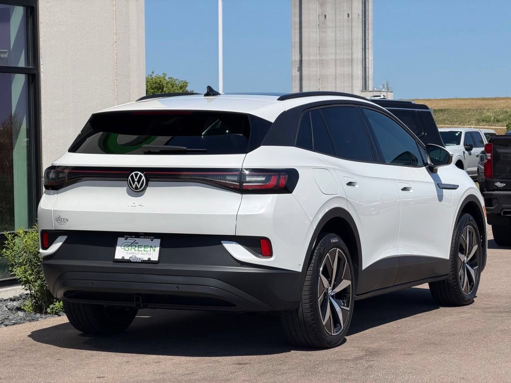 Used 2023 Volkswagen ID.4 Pro S AWD/4WD image 5