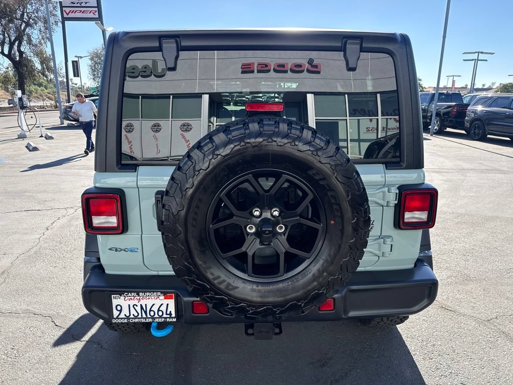 Certified 2024 Jeep Wrangler Unlimited AWD/4WD image 6