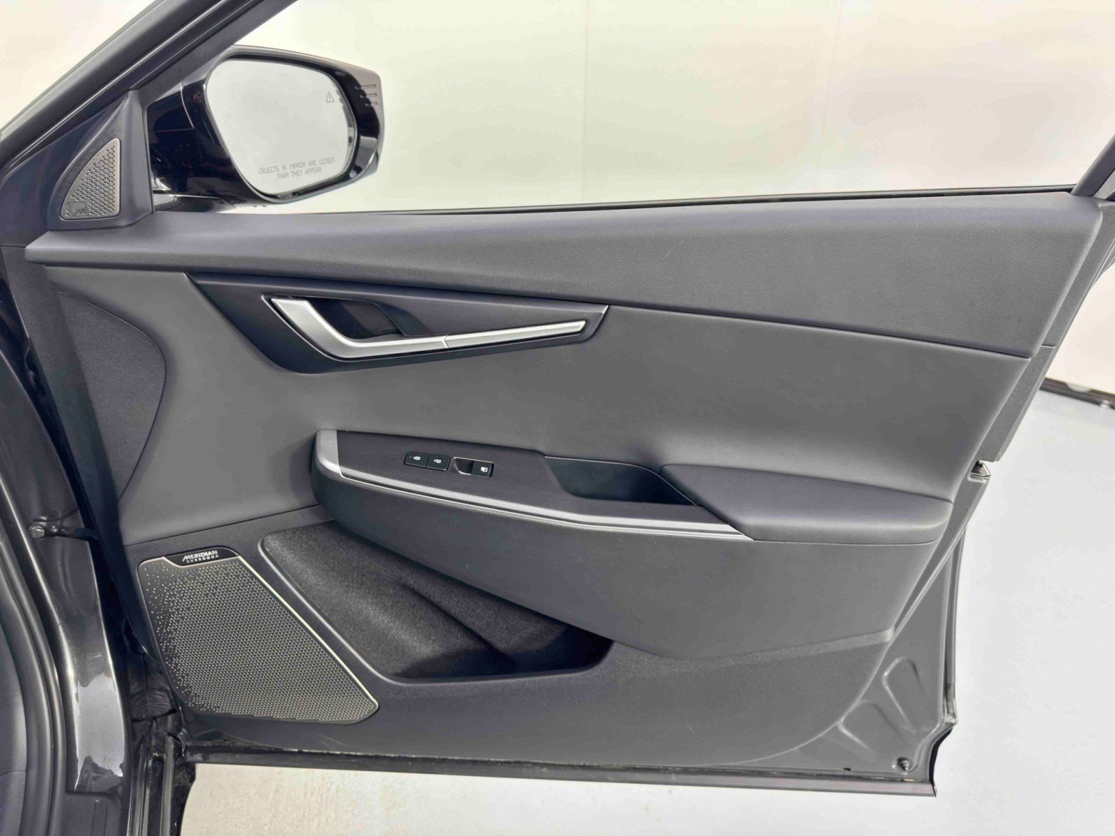 Used 2023 Kia EV6 Wind image 40