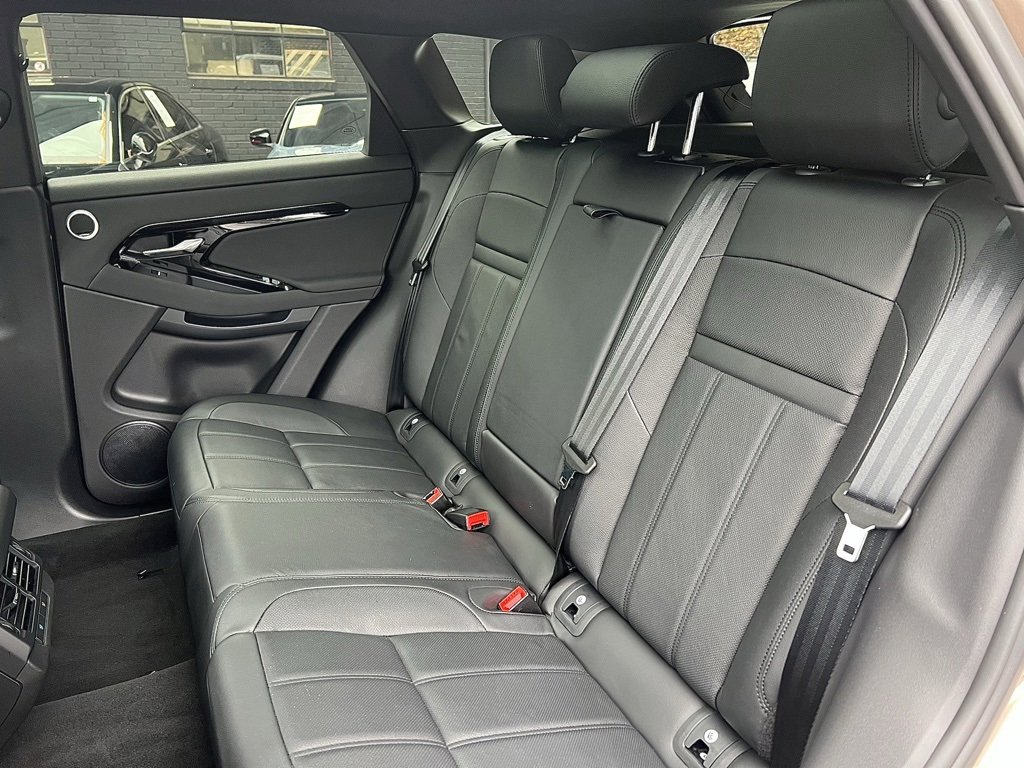 Used 2024 Land Rover Range Rover Evoque S image 27