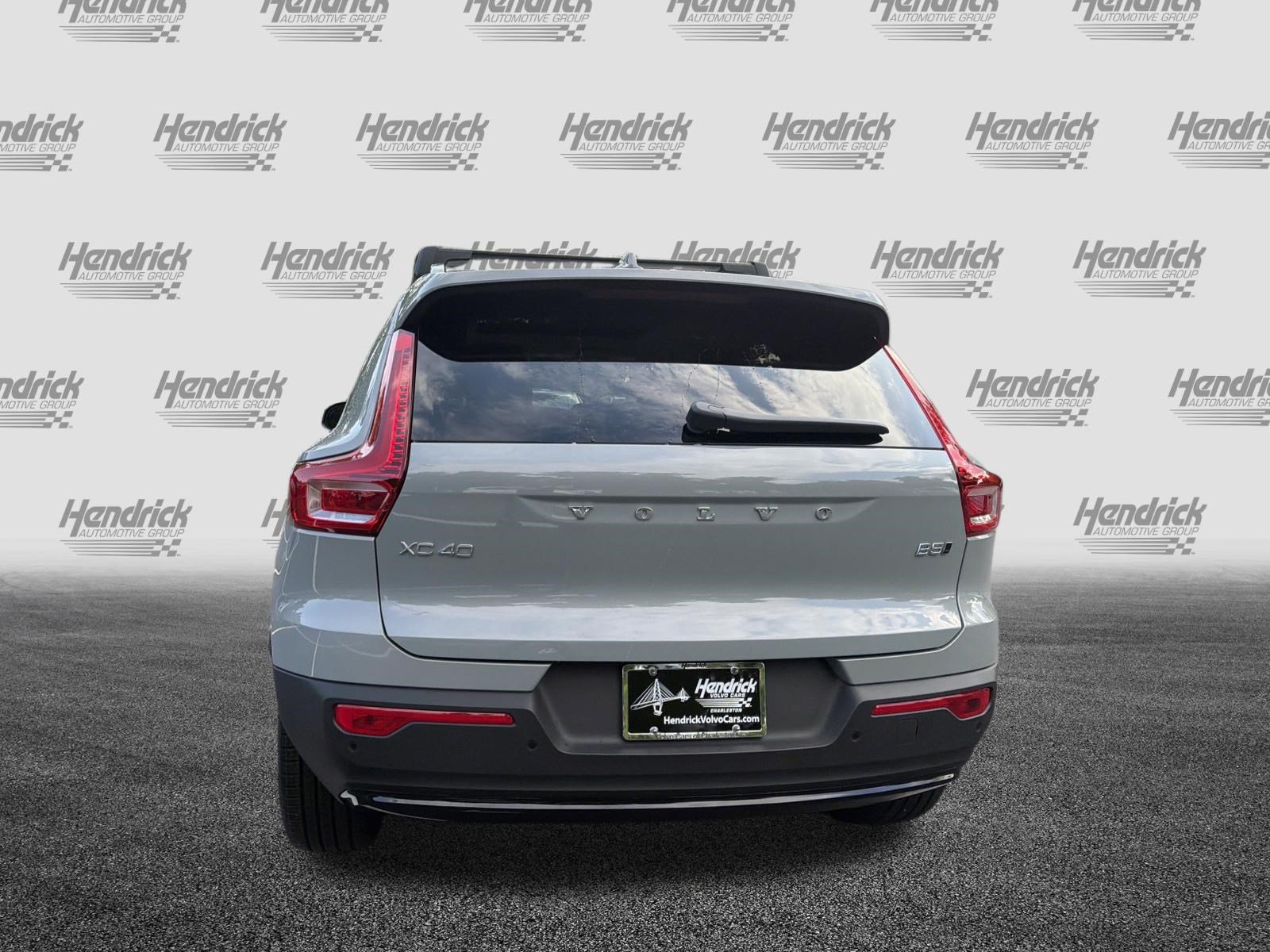 New 2026 Volvo XC40 B5 Ultra w/ Protection Package Premier AWD/4WD image 8