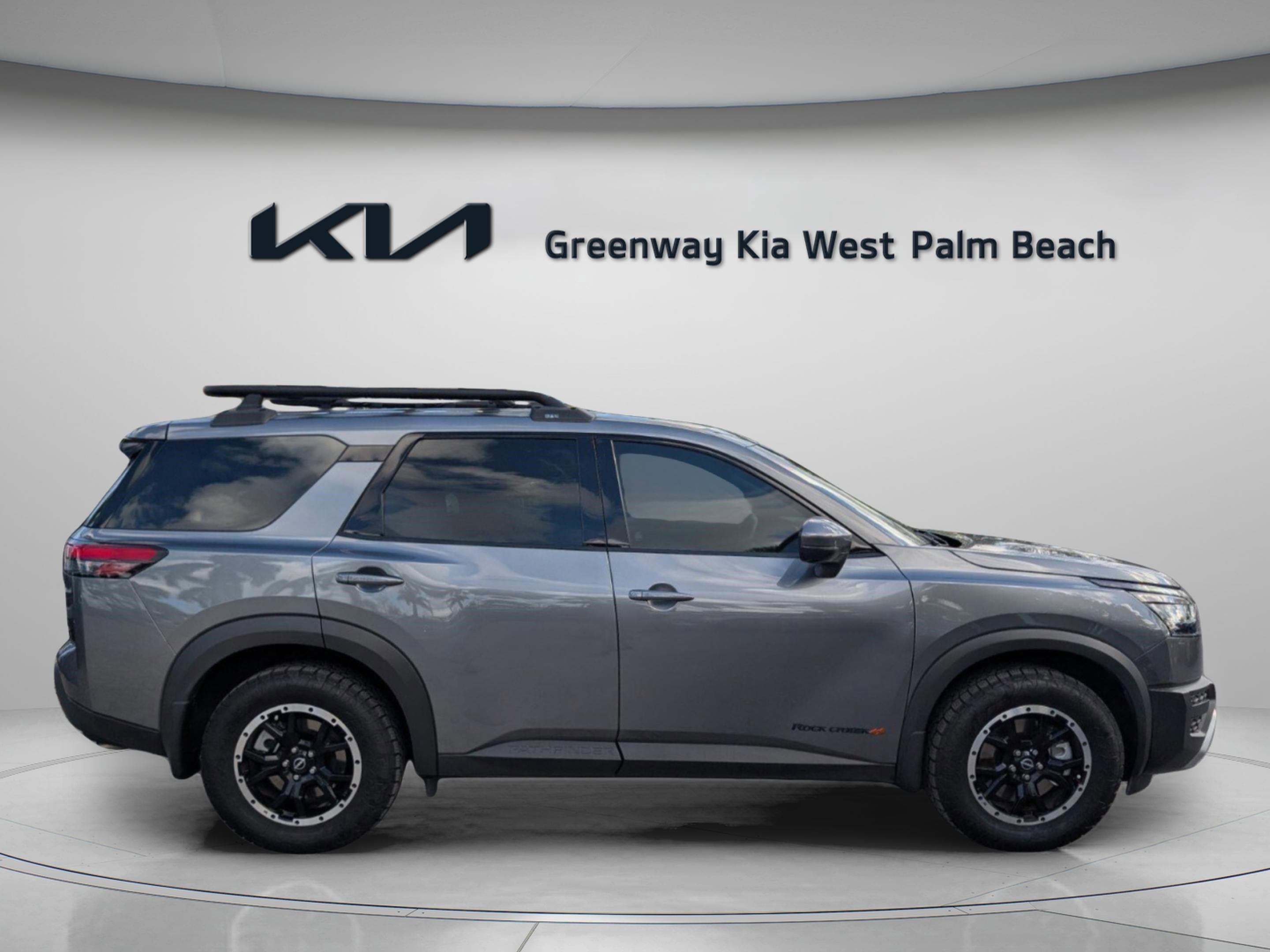 Used 2024 Nissan Pathfinder Rock Creek image 8