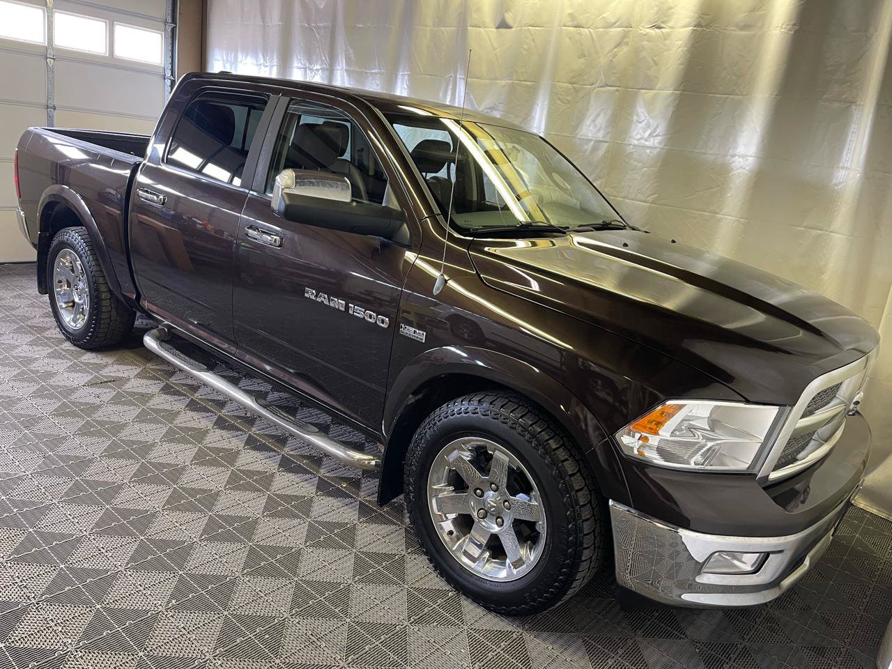 Used 2011 RAM 1500 Laramie AWD/4WD image 7