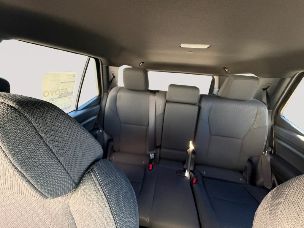 New 2026 Toyota 4Runner SR5 AWD/4WD image 13