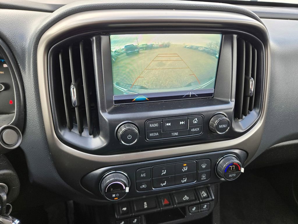 Used 2018 Chevrolet Colorado Z71 AWD/4WD image 10