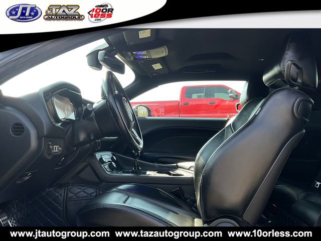 Used 2016 Dodge Challenger R/T Plus RWD image 10