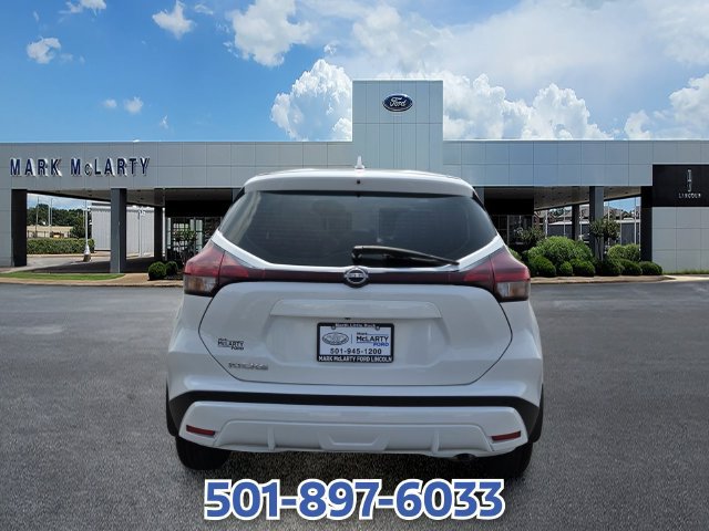 Used 2025 Nissan Kicks Play S FWD image 4