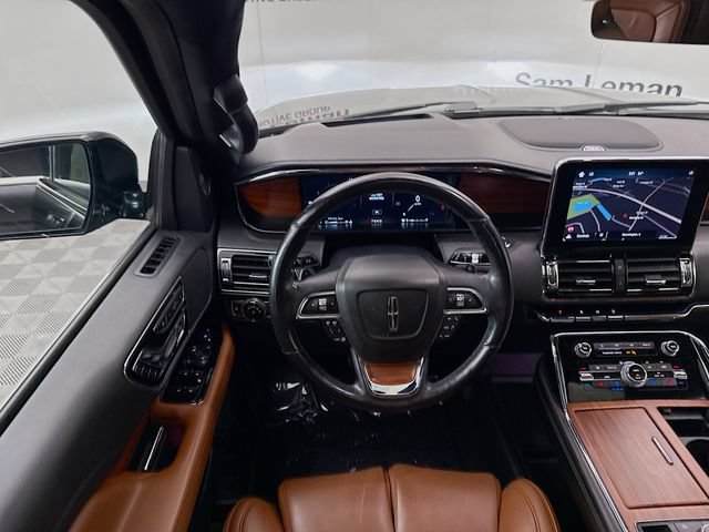Used 2019 Lincoln Navigator Reserve w/ Cargo Package AWD/4WD image 24